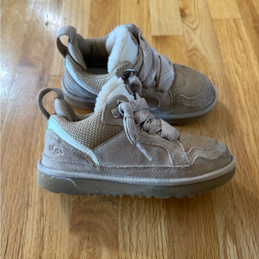 UGG Kids Lowmel Sneaker- Sand - size 13